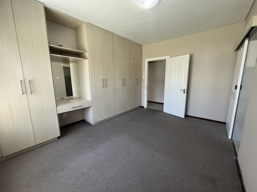 2 Bedroom Property for Sale in Heiderand Western Cape